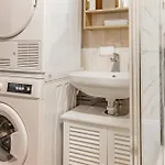 Free Parking - 5 Min By Walk From Center Апартаменты