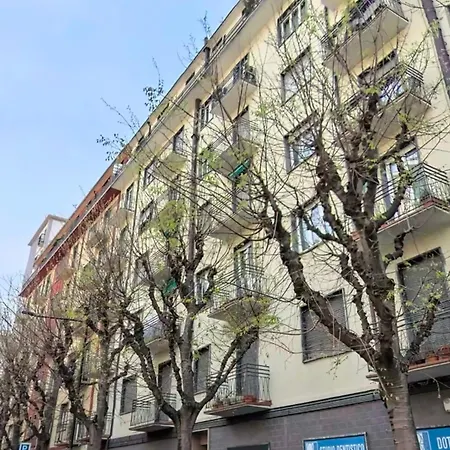 Free Parking - 5 Min By Walk From Center