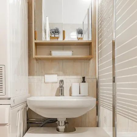 Apartment Free Parking - 5 Min By Walk From Center *