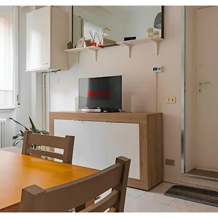 Free Parking - 5 Min By Walk From Center