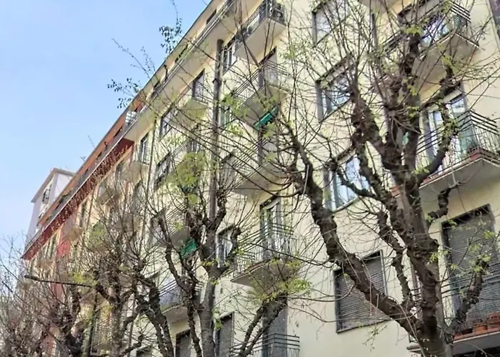 Free Parking - 5 Min By Walk From Center